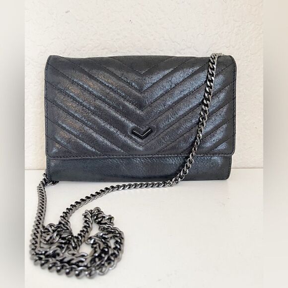 Botkier Soho Chevron Quilted Crossbody with Chain Strap Black Gunmetal Grey - Picture 1 of 10